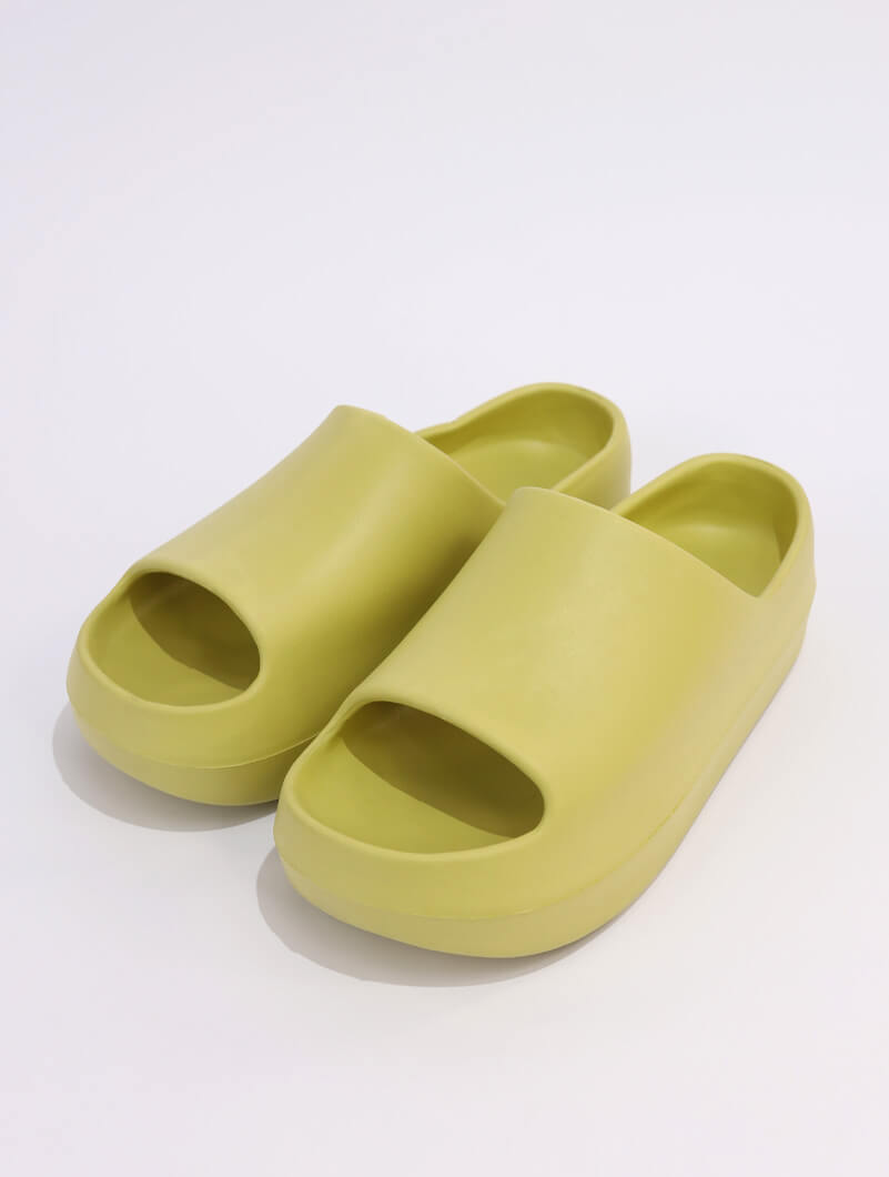 Tongs à plateforme